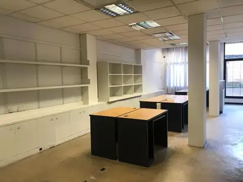VENTA OFICINA CENTRO MAS 4 COCHERAS