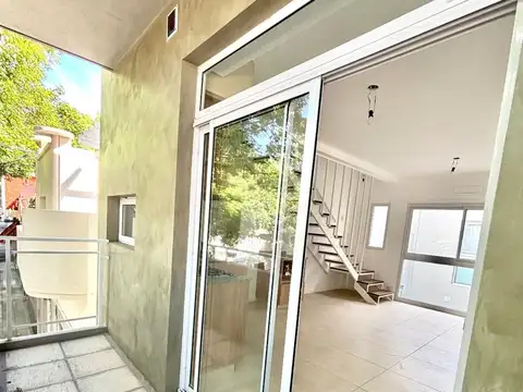 Depto Tipo Casa en Venta de 2 ambientes