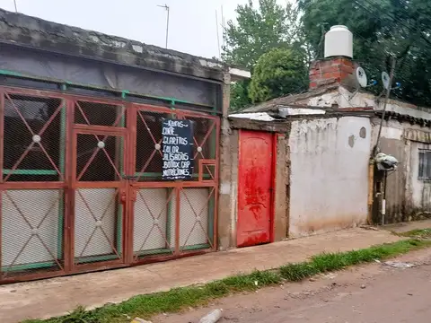 VENTA DE CASA CON LOCAL EN PONTE VEDRA