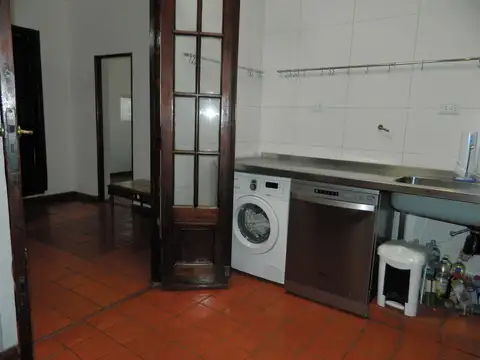 Depto Tipo Casa 4 ambientes con 2 baños