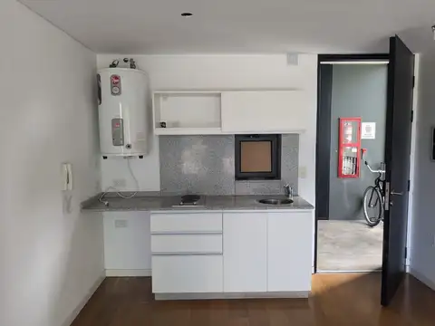 Departamento en Alquiler en Colegiales, $ 700.000