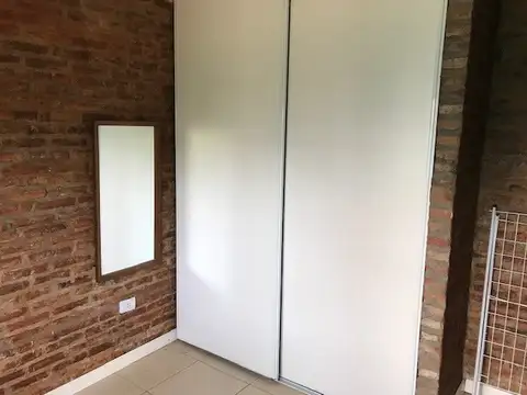 Excelente Departamento Tipo Casa en venta con renta