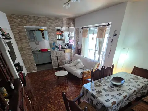 Departamento en Venta en Villa General Mitre, USD 122.000