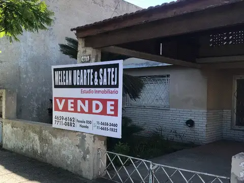 Casa 6 ambientes con 3 baños