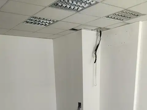 Oficina en Venta al Oeste