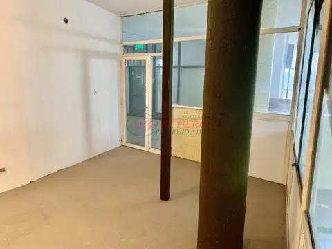 Local en Venta 30 años