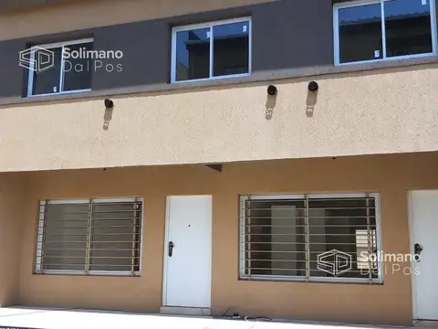 Depto Tipo Casa en Venta de 4 ambientes