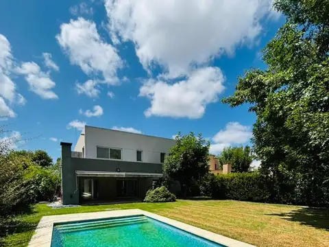 Casa en Venta en San Matias, USD 315.000