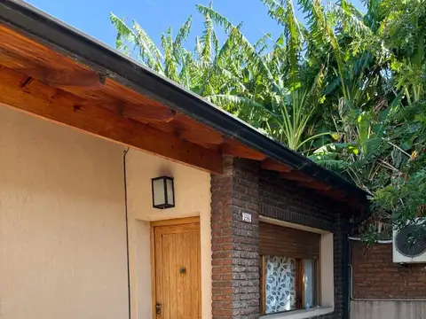 VENTA CASA 4 AMBIENTES COCHERA QUILMES APTO CRED