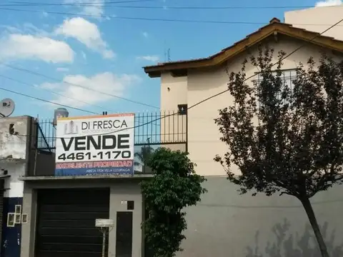 INMUEBLE IDEAL 2 FAMILIAS. 2 CASAS CON PARQUE