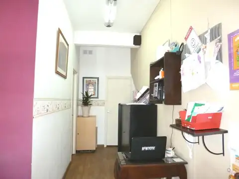 Local en Venta Via Púb.