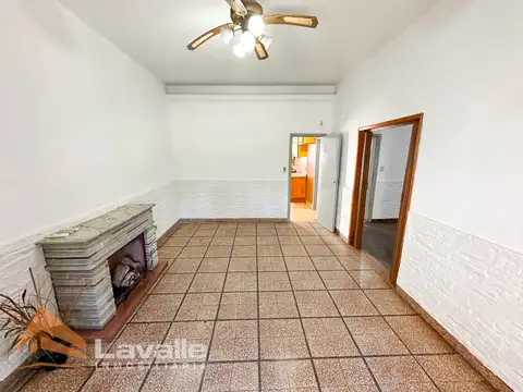 Casa en Alquiler con 1 cochera