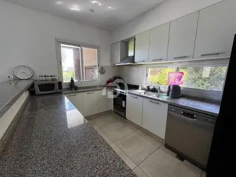 Casa en venta en El Canton 100