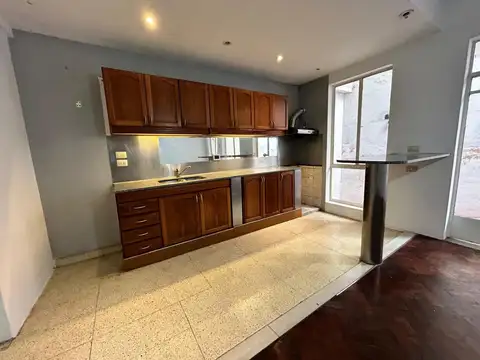 Departamento 5 ambientes con 4 baños