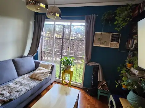 Av. Pres. Perón  al 1200