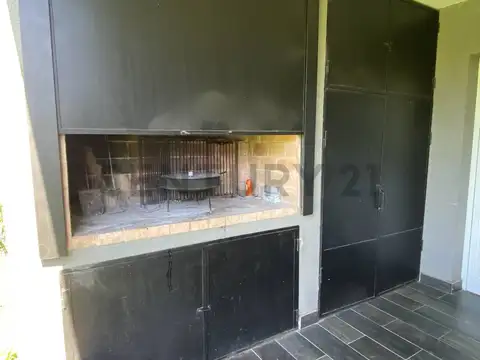 Casa en Venta en Pilar del Este - Santa Guadalupe, USD 226.000