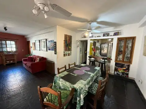 Depto Tipo Casa en Venta de 4 dormitorios