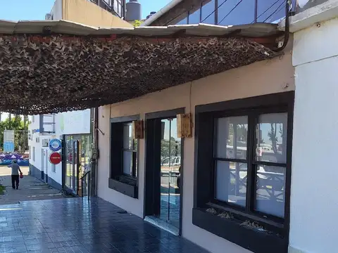 Local en Colonia del Sacramento