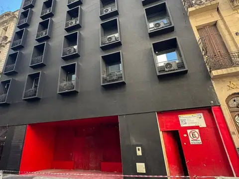 Teniente General Juan Domingo Perón 1200