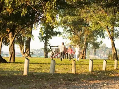 Terreno en Venta 20  mts Frente