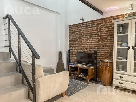 Depto Tipo Casa en Venta al Este