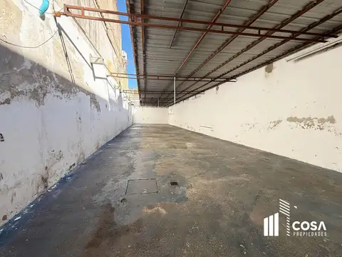 Galpon en Venta 42  mts Fondo