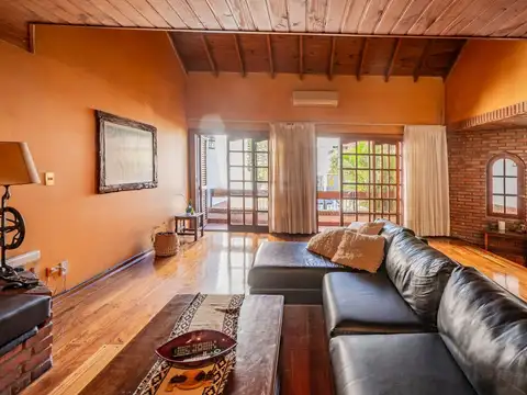 Casa en Venta en Sarandi, USD 240.000