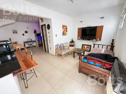 Depto Tipo Casa en Venta de 3 dormitorios