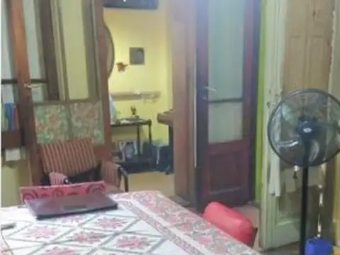 VENTA DEPARTAMENTO TRES AMBIENTES C/ENTREPISOS Y ALTILLO SAN NICOLAS