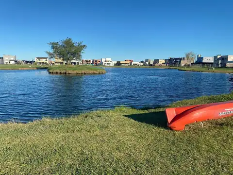 Terreno en Venta en Laguna Azul, USD 18.500