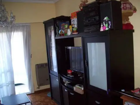 Depto Tipo Casa en Venta en Centro, USD 95.000