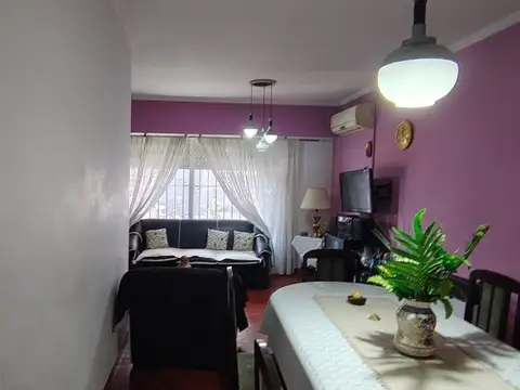 Depto Tipo Casa en Venta 26 años