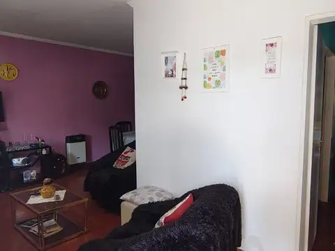 Depto Tipo Casa en Venta de 3 ambientes