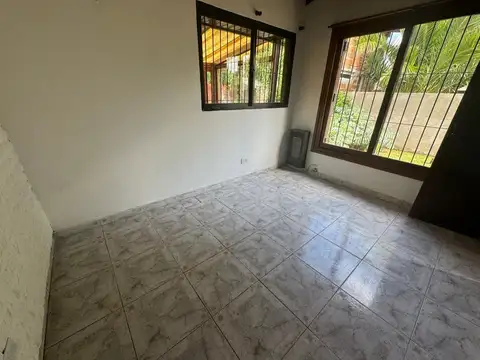 Casa en Alquiler de 3 dormitorios
