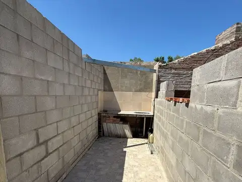 GRAN TERRENO CON QUINCHO Y PILETA-ARROYO LEYES