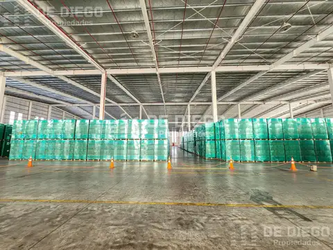 Galpon en Venta en Zarate, USD 5.500.000