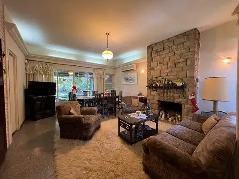 VENTA CASA 4 AMB COCH-JARD APTO CRED. V. SARMIENTO