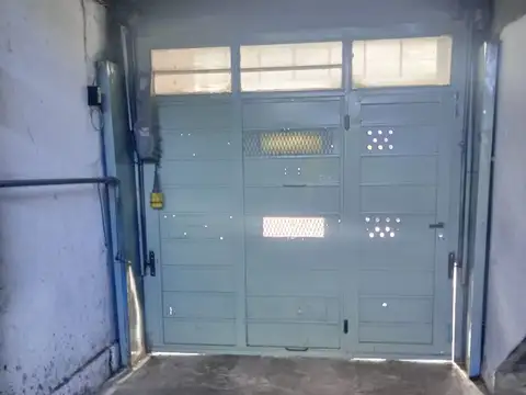 Lotes con galpón y construcción venta San Martin