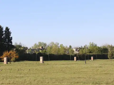 Terreno en Venta en Francisco Alvarez, USD 80.000