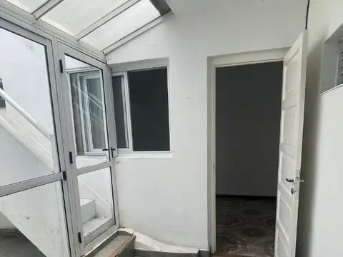 PH 3 AMBIENTES CON PATIO Y TERRAZA  A 3 CUADRAS DE AV DE MAYO * SE ACEPTA FINANCIACION *