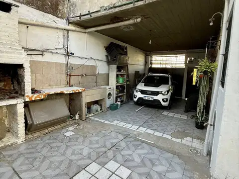 Depto Tipo Casa en Alquiler en Villa Dominico, $ 700.000