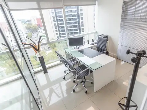 Oficina en Venta con 3 cocheras