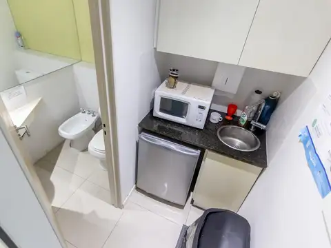 VENTA OFICINA EN ALTO BURO CON 3 COCHERAS ROSARIO