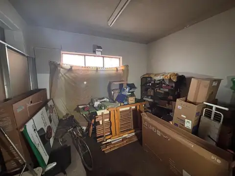 Local, Deposito y Dpto. en Alto