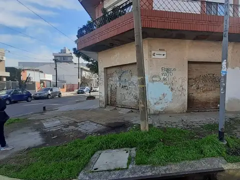 Local en Venta 56 años