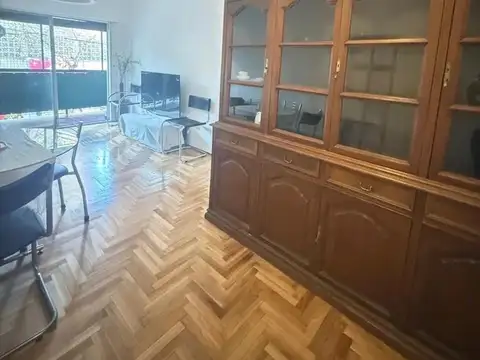 Echeverria 2400, Piso 1