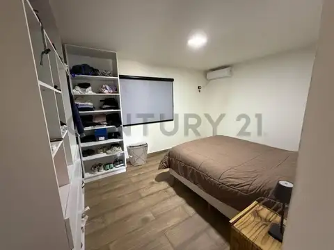 Reconquista y jean mermoz , Piso 0