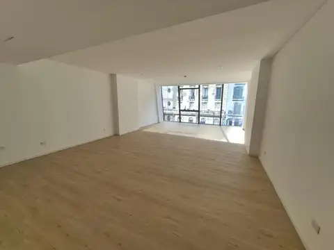 Oficina en Alquiler en San Nicolás, USD 990