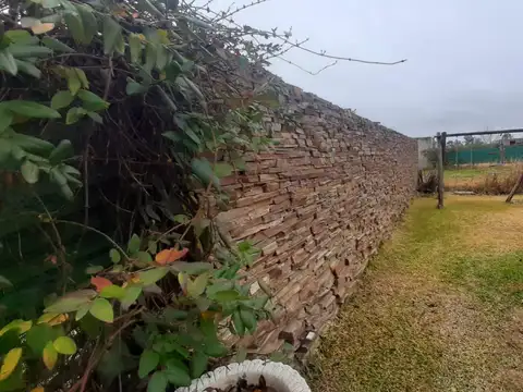 Casa en Venta en Alvarez, USD 85.000