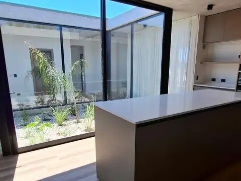 Casa en Alquiler A Estrenar